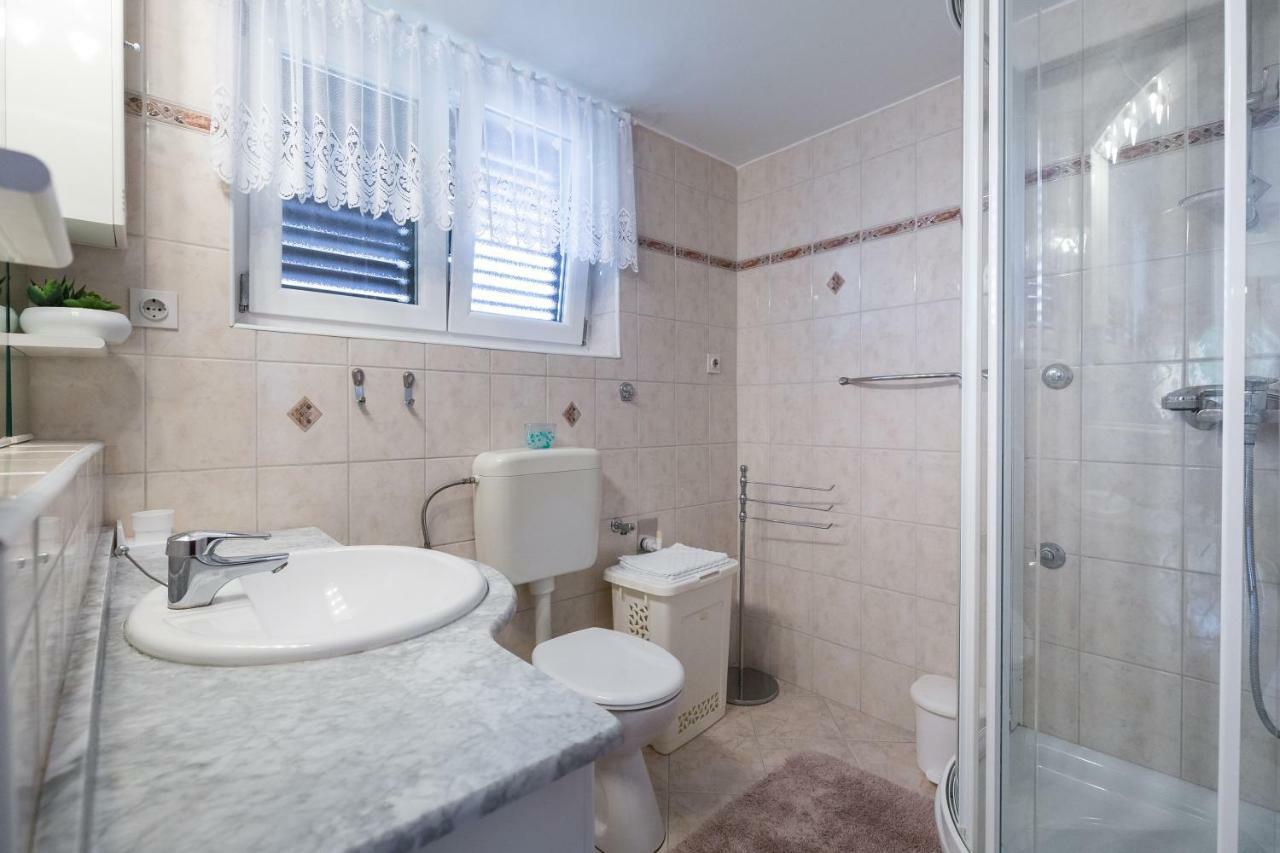 Beach Apartment M & B Poljana  Luaran gambar