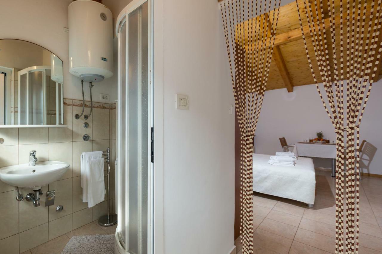 Beach Apartment M & B Poljana  Luaran gambar